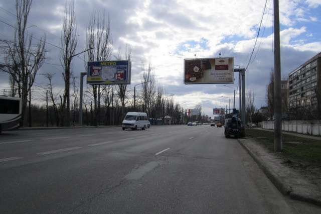 Призма 6x3,  Николаевская дорога, 303 (в місто права Призма)