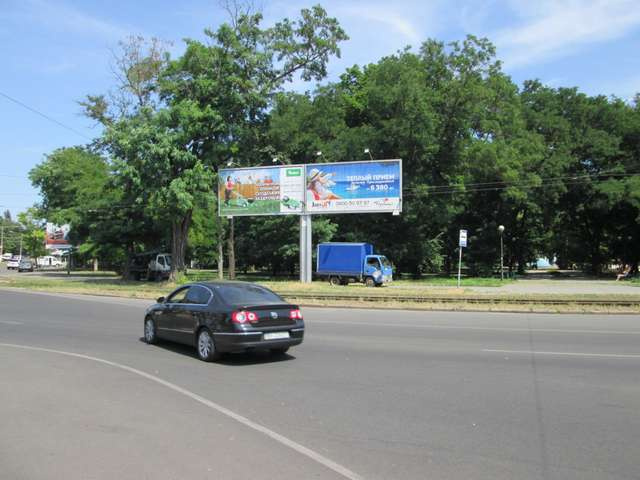 Призма 6x3,  Фонтанская дорога, 2 (напротив) - парк "Космонавтов" (призма)